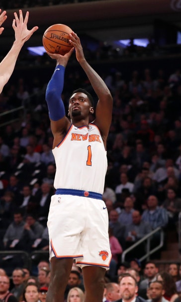 Portis, Knicks beat Bulls 105-98 for 1st win of season